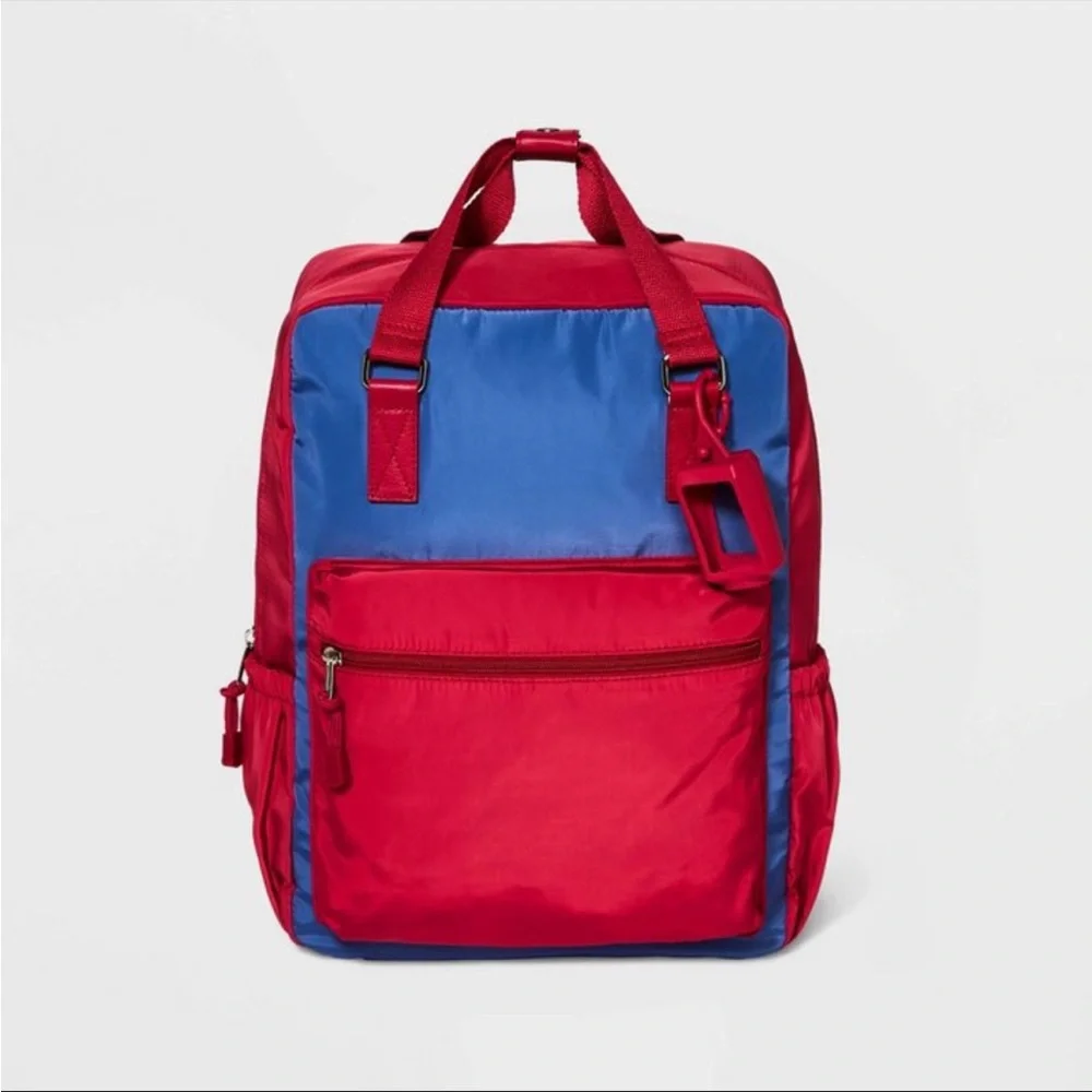 Backpack - Picture 1 of 7